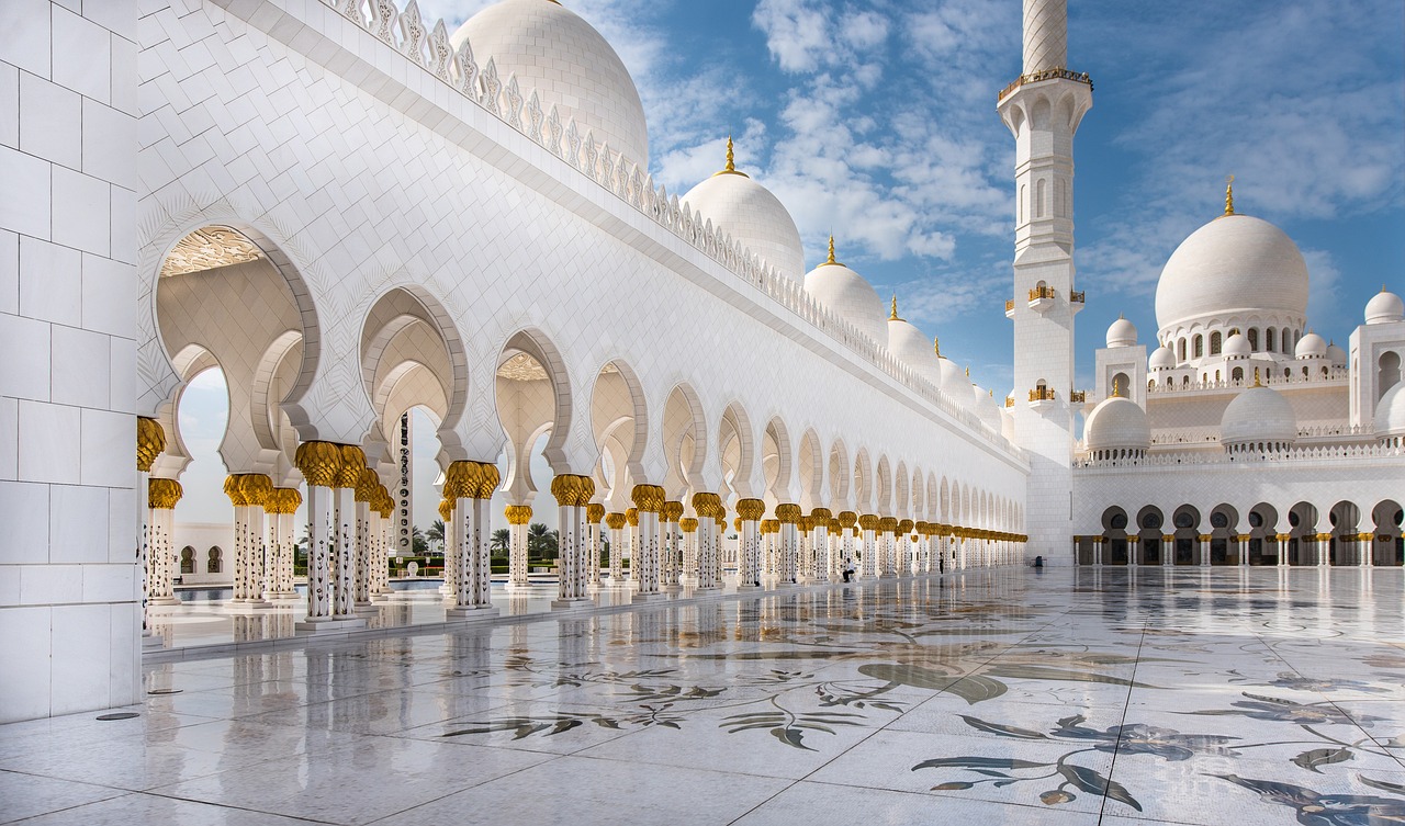 EMIRATI IMMACOLATA