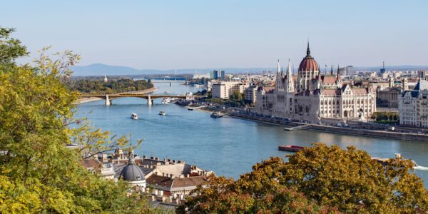 MITTELEUROPA, MAGICA PRAGA, BUDAPEST PERLA EST